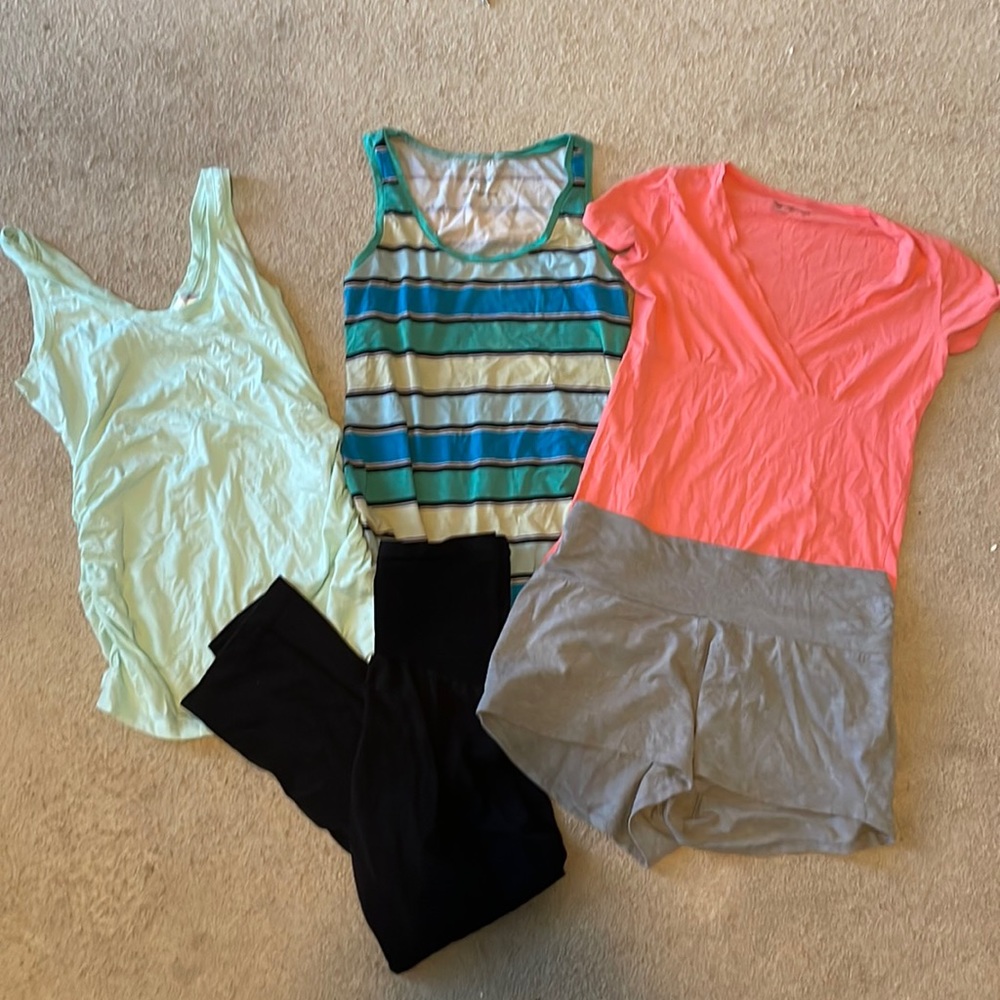 Bundle of maternity clothing